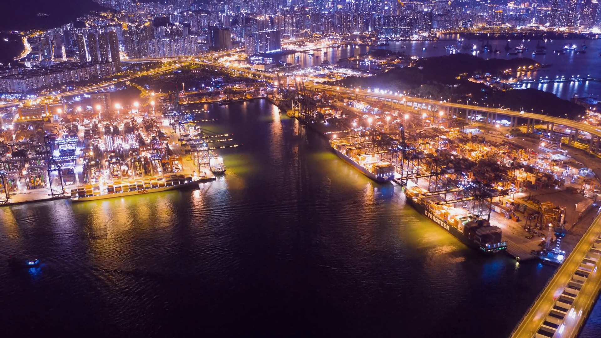 香港貨櫃碼頭夜景